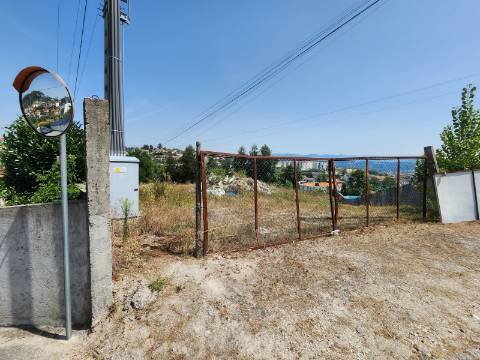 Terreno para construção em Amarante