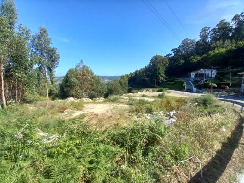 Terreno em São Faustino, Guimarães