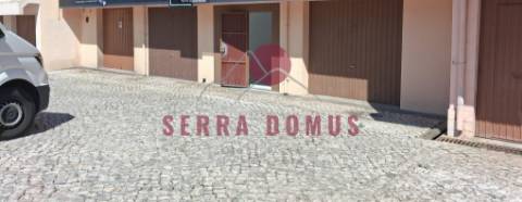 Garagem Exterior com 22 m² em Mem Martins