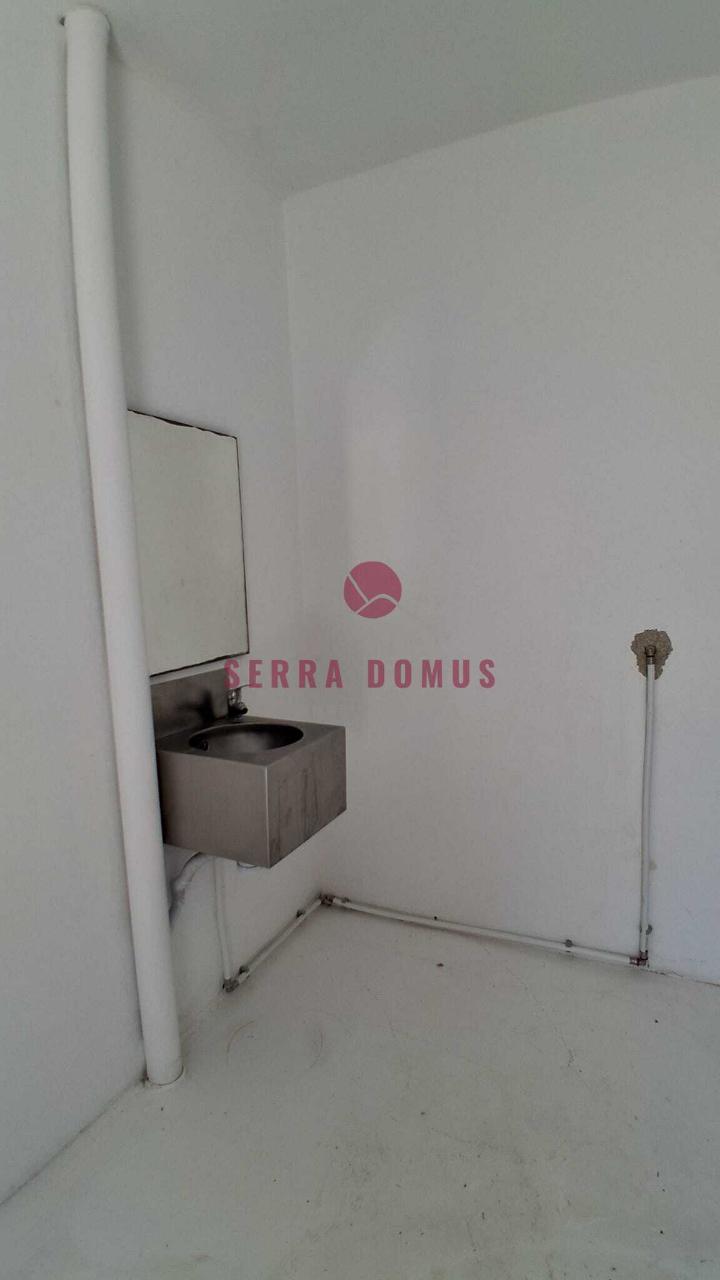 Garagem Exterior com 22 m² em Mem Martins