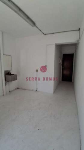 Garagem Exterior com 22 m² em Mem Martins