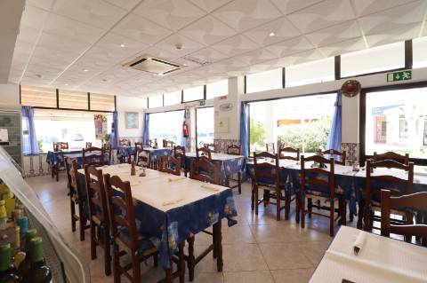 Restaurante localizado zona turística para venda em Albufeira , Santa Eulália