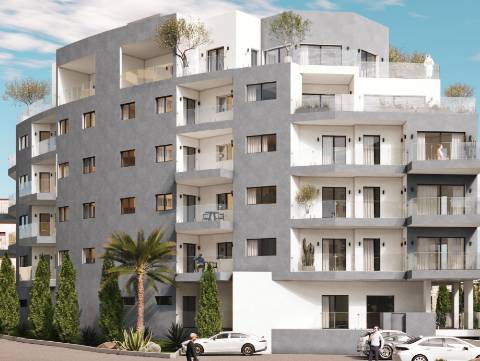T2+1 Novo num complexo de luxo - Armação de Pera