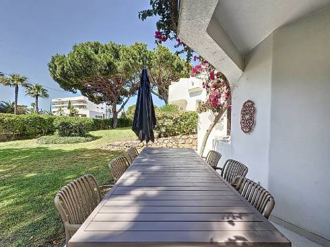 Apartamento T1+1 num dos melhores resorts em Albufeira e Olhos de Água