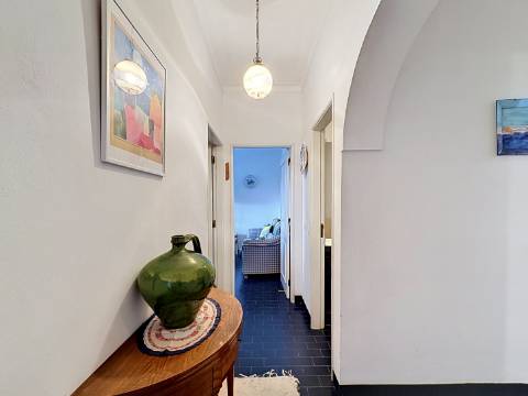 Apartamento espaçoso em Portimão com excelente área e localização central
