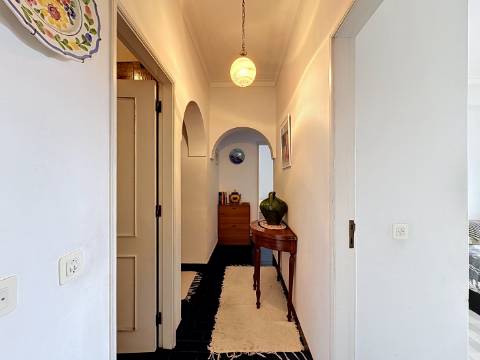 Apartamento espaçoso em Portimão com excelente área e localização central

