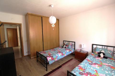 Moradia T3 com garagem em Alcobaça