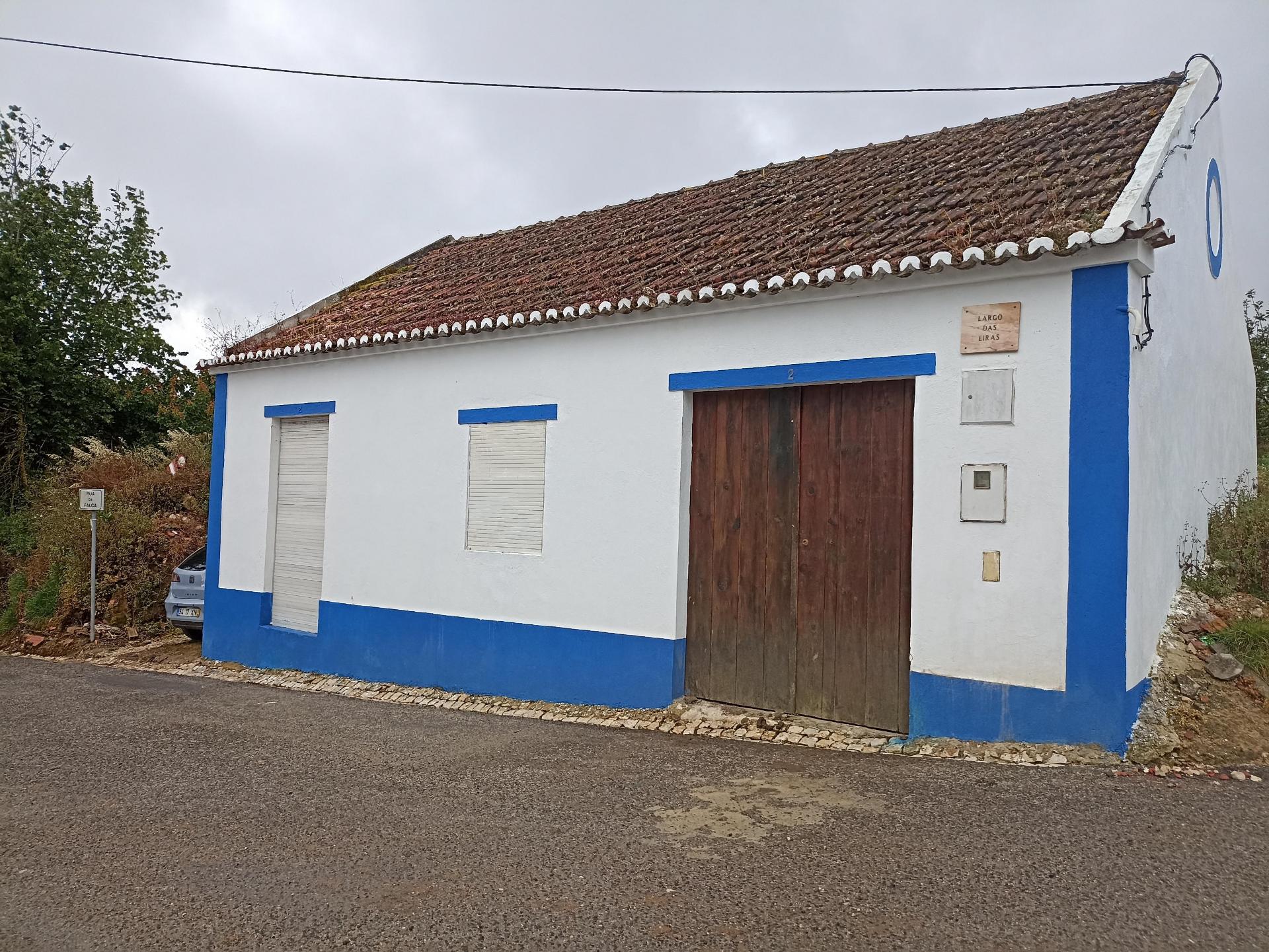 Casa Antiga para Restauro