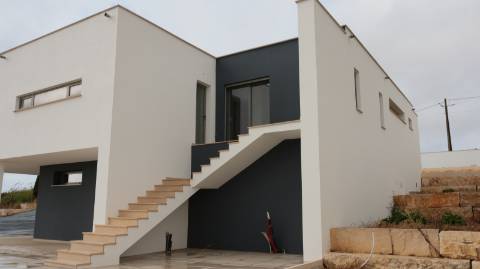 Moradia Nova T3 com Piscina e Vista Mar- Lourinhã