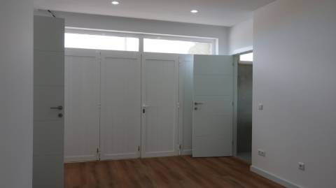 Moradia Nova T3 com Piscina e Vista Mar- Lourinhã