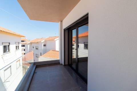 Apartamento T3 com Duas Suítes_Areia Branca, Lourinhã