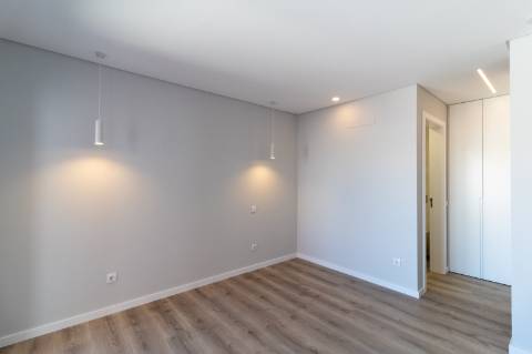 Apartamento T3 com Duas Suítes_Areia Branca, Lourinhã