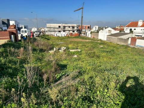 5 lotes de terreno em urbanização