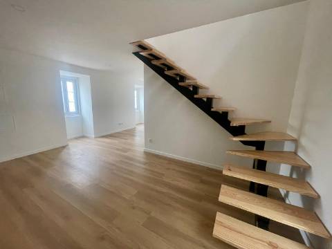Moradia T2 Moderna e Luminosa - ROLIÇA