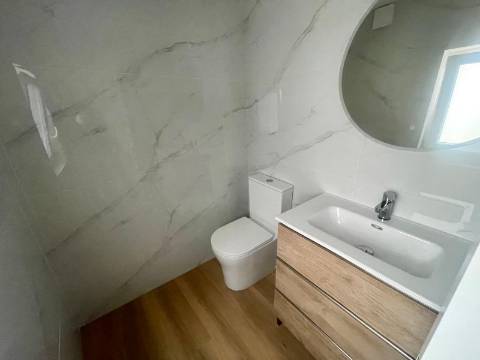Moradia T2 Moderna e Luminosa - ROLIÇA