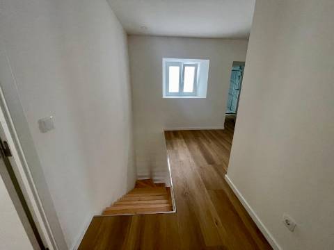 Moradia T2 Moderna e Luminosa - ROLIÇA