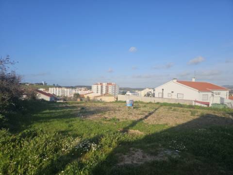 Terreno urbano Torres Vedras