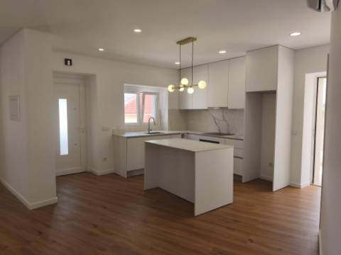 Moradia T3 Térrea na Areia Branca - Lourinhã, com Vista Mar