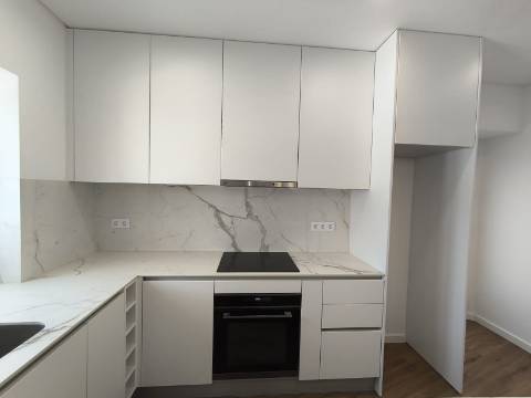 Moradia T3 Térrea na Areia Branca - Lourinhã, com Vista Mar