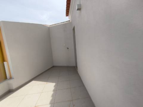 Moradia T3 Térrea na Areia Branca - Lourinhã, com Vista Mar