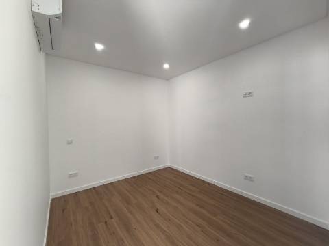 Moradia T3 Térrea na Areia Branca - Lourinhã, com Vista Mar