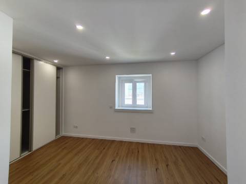 Moradia T3 Térrea na Areia Branca - Lourinhã, com Vista Mar
