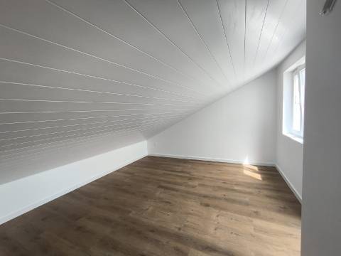 Moradia T3 Térrea na Areia Branca - Lourinhã, com Vista Mar