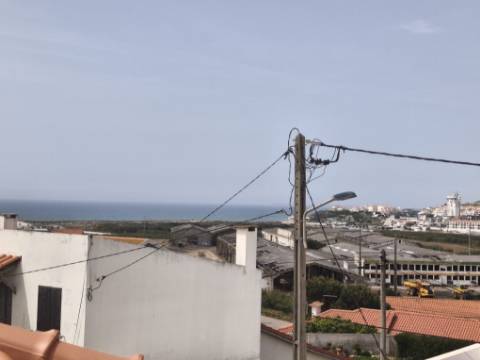 Moradia T3 Térrea na Areia Branca - Lourinhã, com Vista Mar