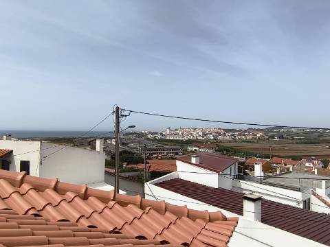 Moradia T3 Térrea na Areia Branca - Lourinhã, com Vista Mar