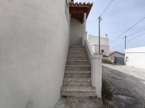 Moradia T3 Térrea na Areia Branca - Lourinhã, com Vista Mar