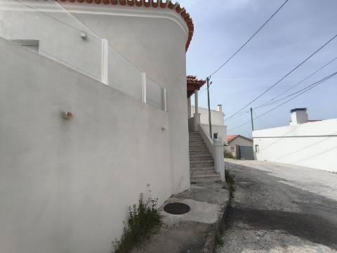 Moradia T3 Térrea na Areia Branca - Lourinhã, com Vista Mar