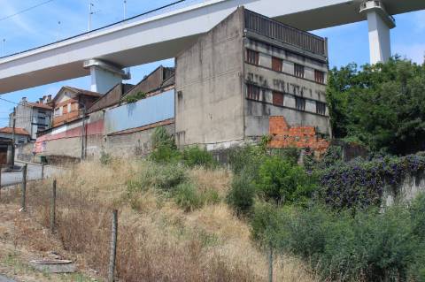 Prédio para investimento, aparthotel junto ao rio douro