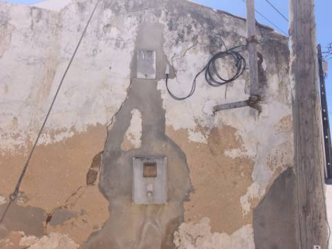 Terreno com 547 m² e Ruína para Restauro no Centro de Campelos