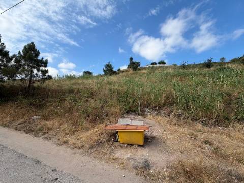 Terreno Urbano em zona privilegiada de Torres Vedras
