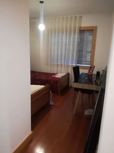 Duplex em condomínio fechado ao fluvial, foz zona de rio . Porto