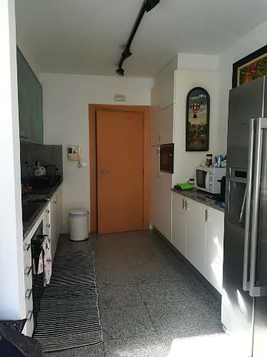 Duplex em condomínio fechado ao fluvial, foz zona de rio . Porto
