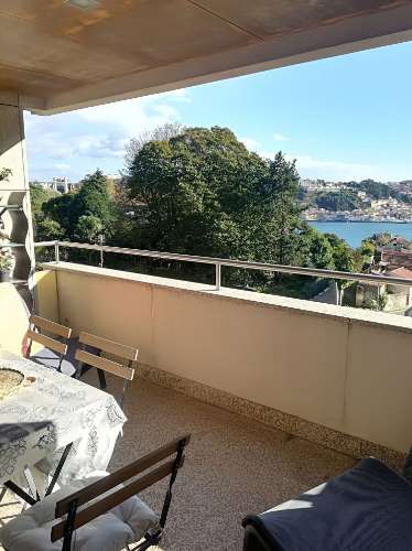 Duplex em condomínio fechado ao fluvial, foz zona de rio . Porto