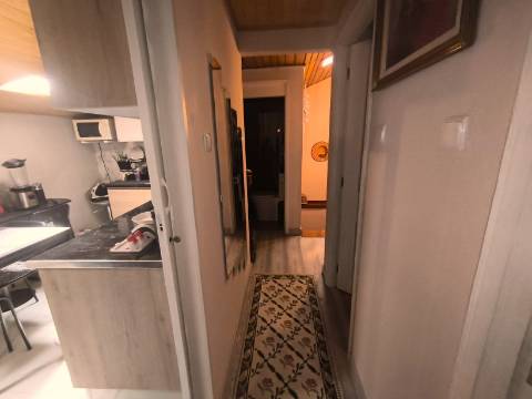 Oportunidade Única! Apartamento T2 + T1 com 3 WC em Vila Nova de Gaia