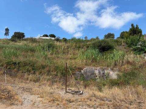 2 Terrenos Urbanos para Venda - Excelente Oportunidade em Torres Vedras3