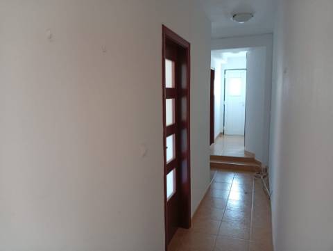 Moradia_T2_com_logradouro_e_churrasqueira_Dois _Portos _Torres_Vedras