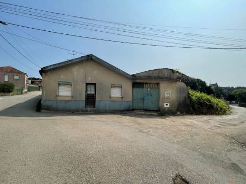 Moradia com terreno