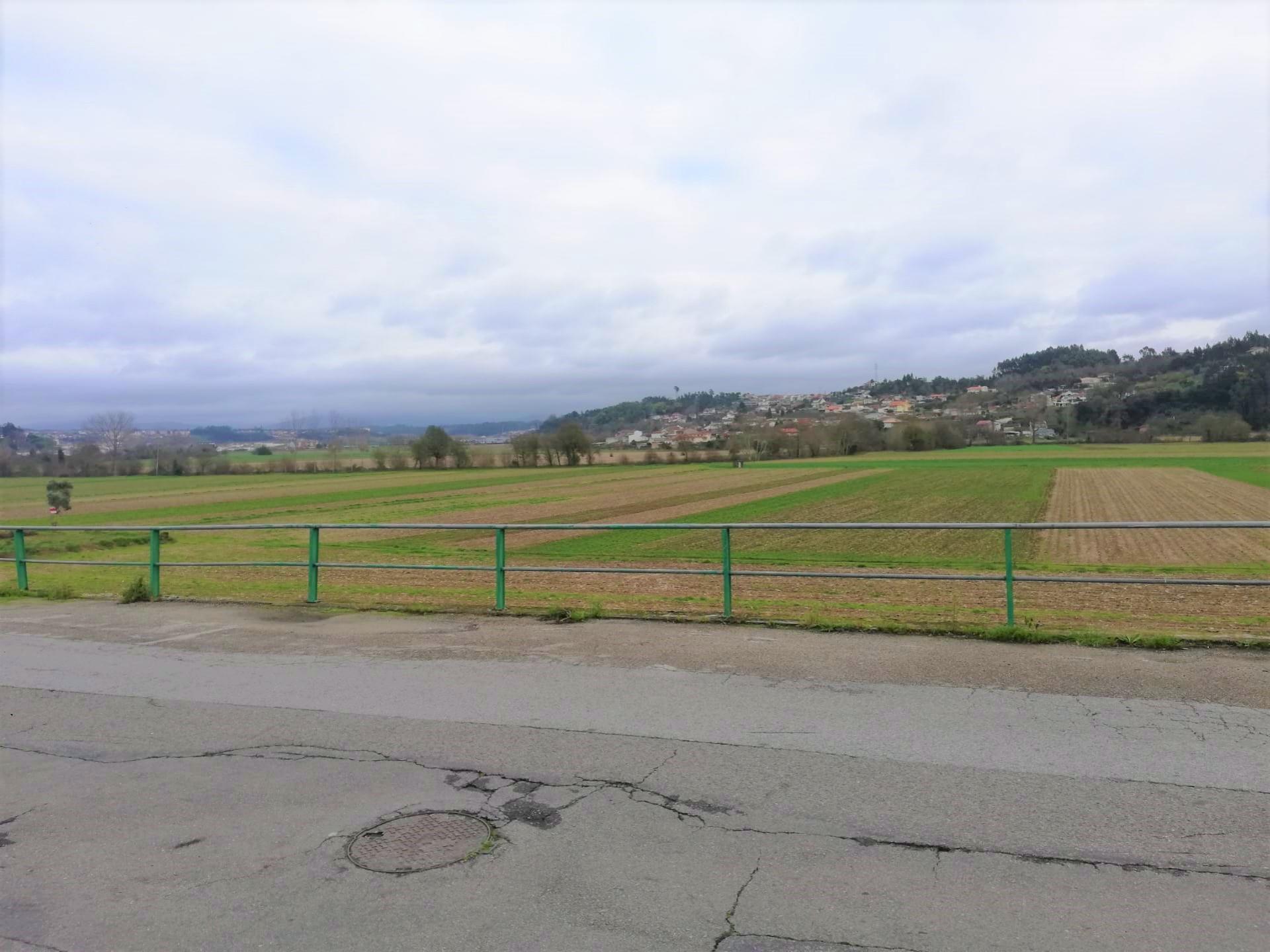 Terreno construção moradia