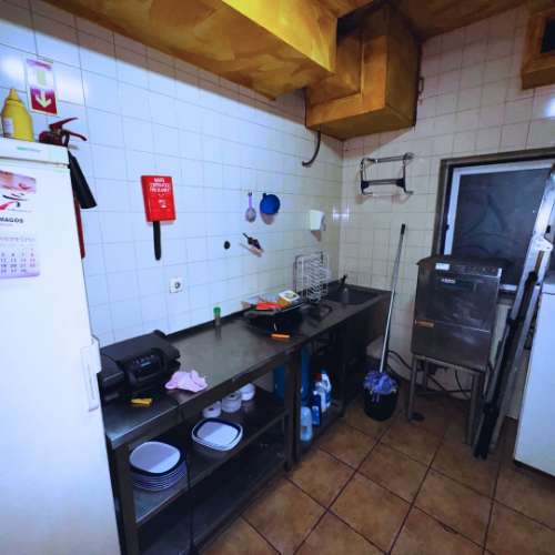 Bar equipado em Salvaterra de Magos