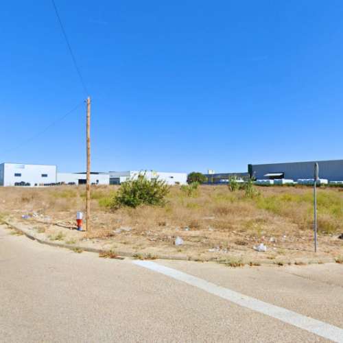 Terreno na zona industrial de Almeirim