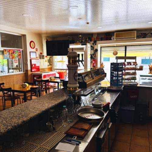 Café - Snack Bar em Alpiarça
