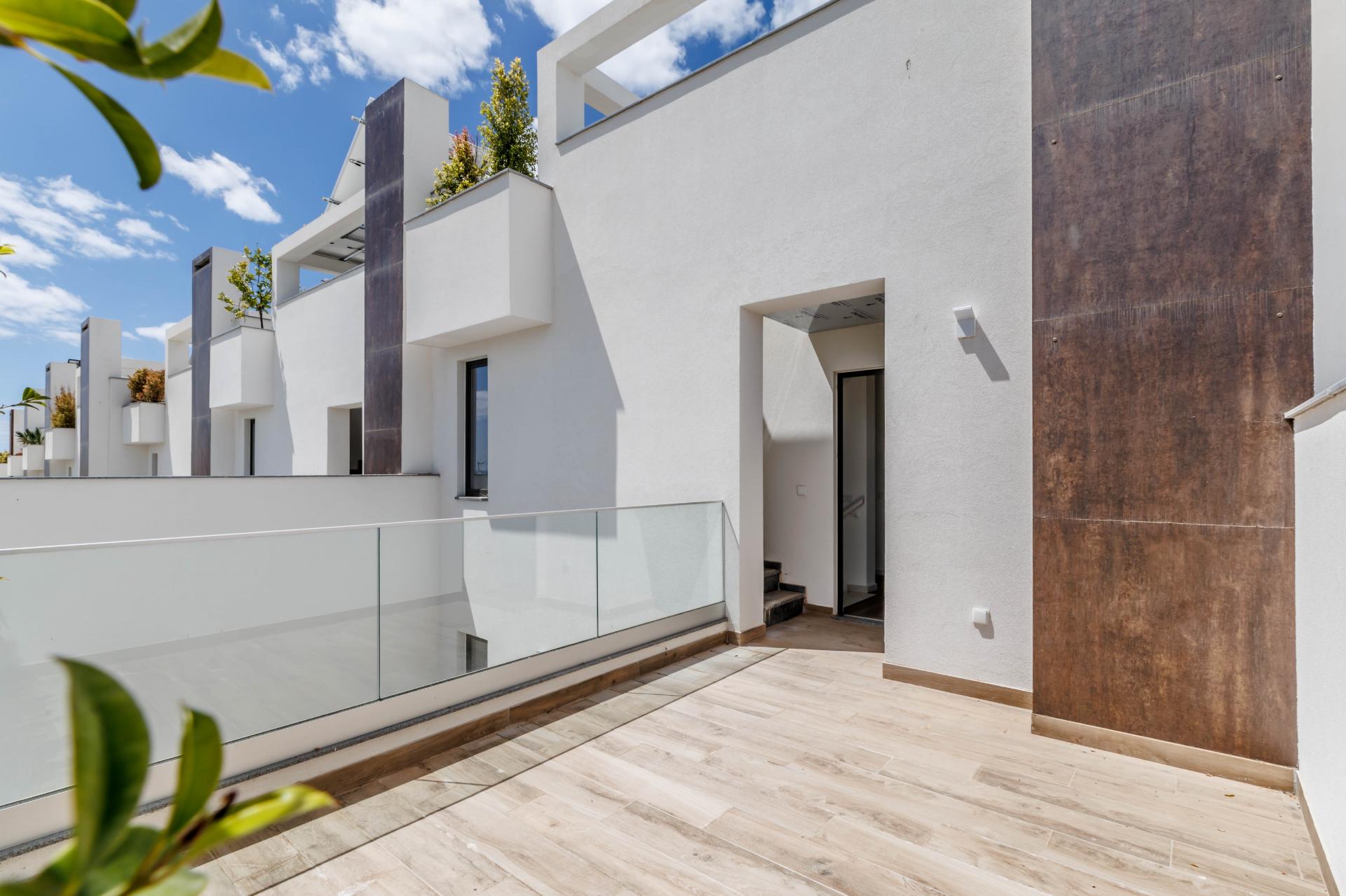 Moradia com 3 quartos com piscina privativa e vista mar