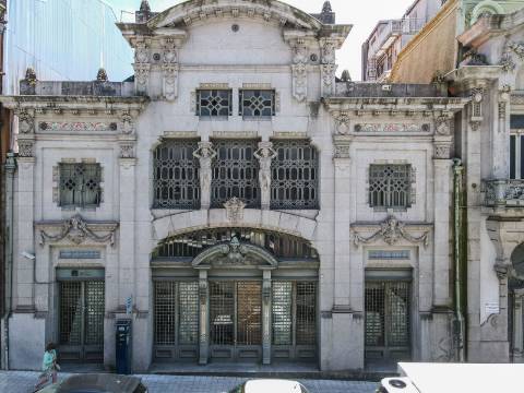 Loja de 69,60 m2 em localização privilegiada no Pálacio Bijou