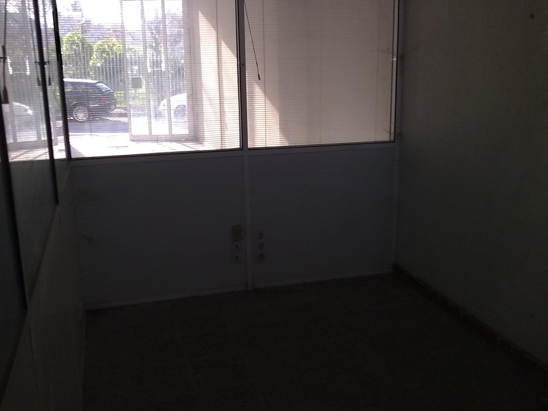 Loja nas imediações da quinta do Covelo!!