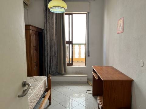 Prédio Residencial em Quarteira