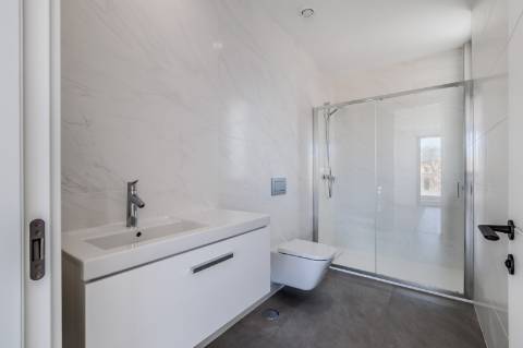Moradia com 3 quartos com piscina privativa e vista mar